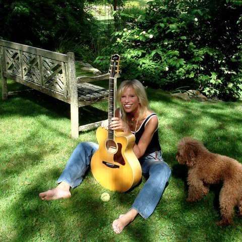 Carly Simon