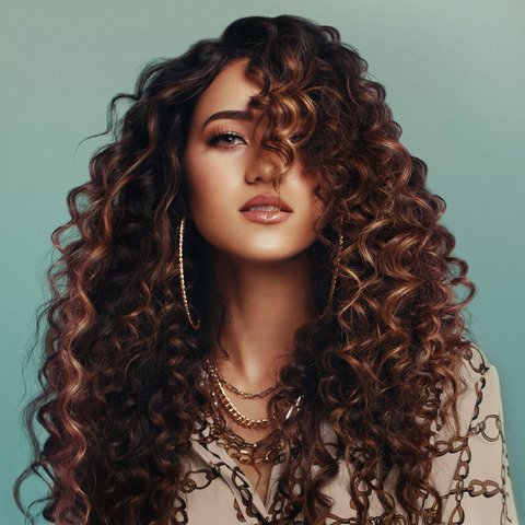 Skylar Stecker
