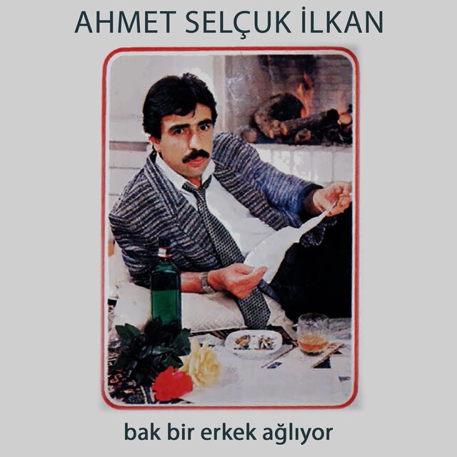 Bak Bir Erkek Ağlıyor