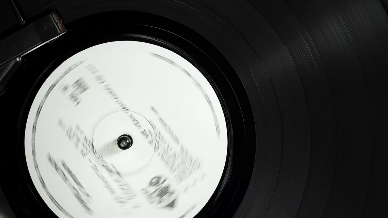 House Music (Visualizer)