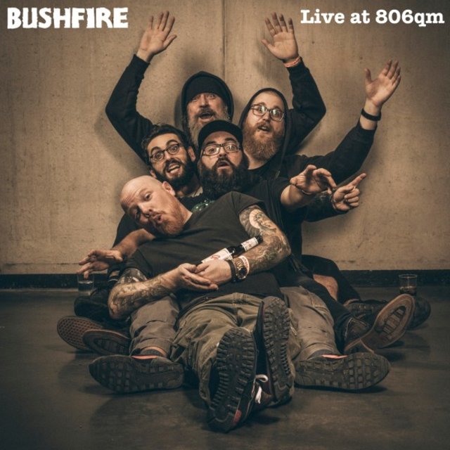 Live at 806qm