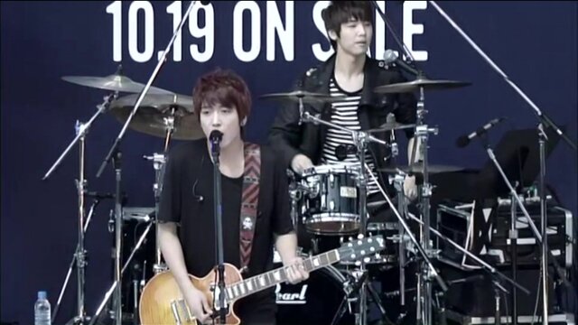 Mr.KIA (Live-2011 Special Event -In My Head-@Yomiuri Land, Tokyo)