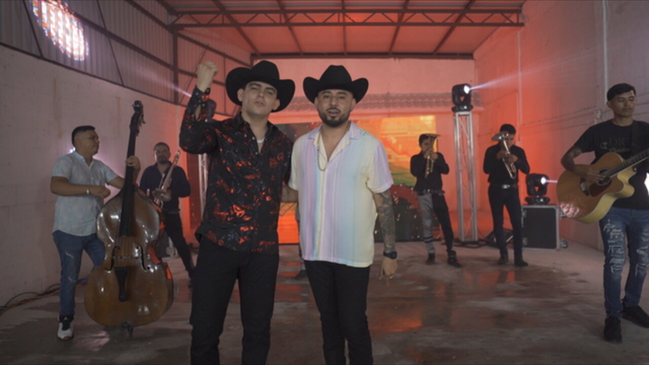 Se Nos Dio (feat. Los de la Treinta)