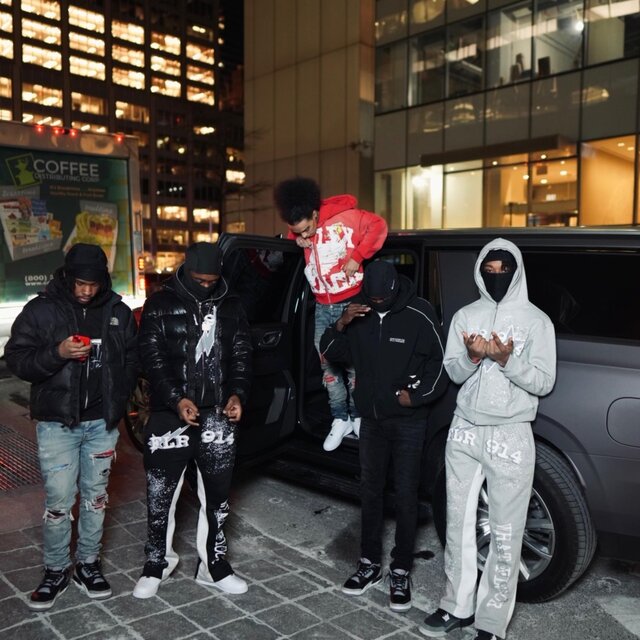 FREE 593 (DELUXE)