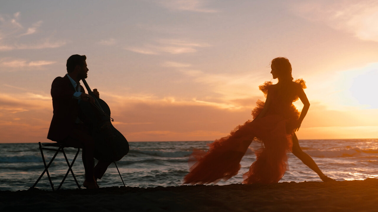 La Isla Bonita (Official Video)