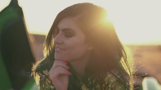 Dollar Bill (feat. Kid Ink) (Video)