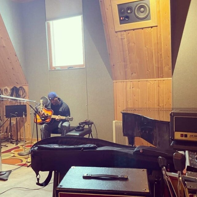 Love in Acoustic