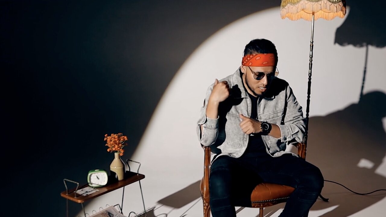 LAS HORAS (Video Oficial)