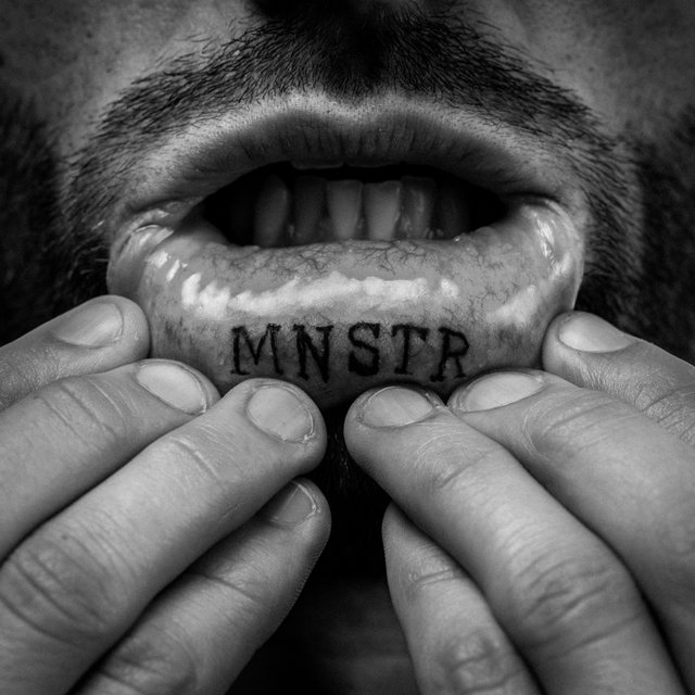 MNSTR
