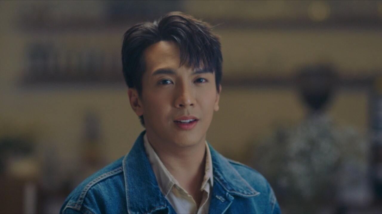 นั่งนำแน