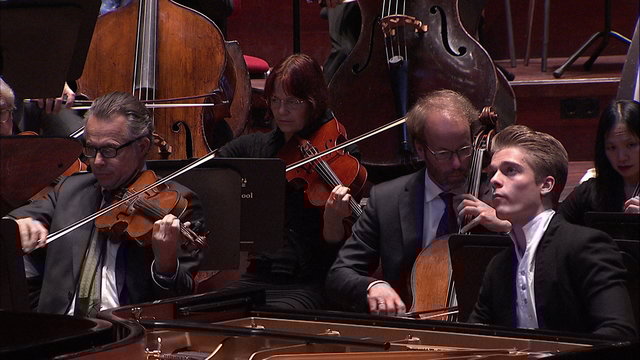 Poulenc: Concerto for 2 Pianos and Orchestra in D minor, FP 61: 3. Finale (Allegro molto)