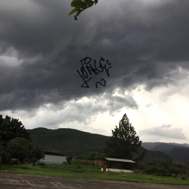1600