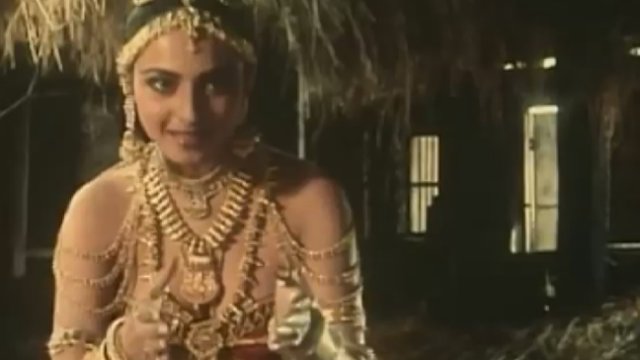 Man Kyoon Behka Re Behka Aadhi Raat Ko (Lyric Video)