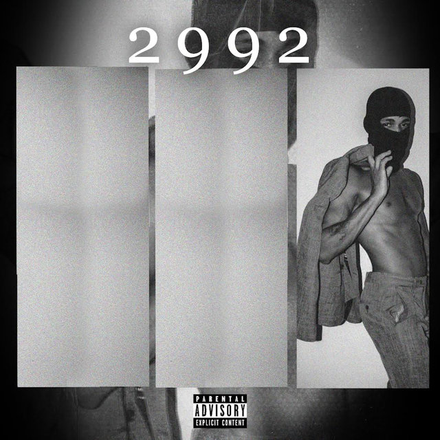 2992