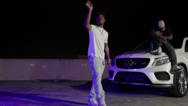 Bimma R Benz (feat. SavageMusik)