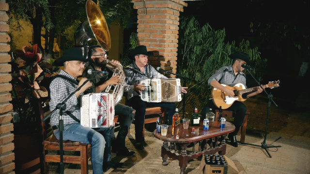 El Hombre Alegre