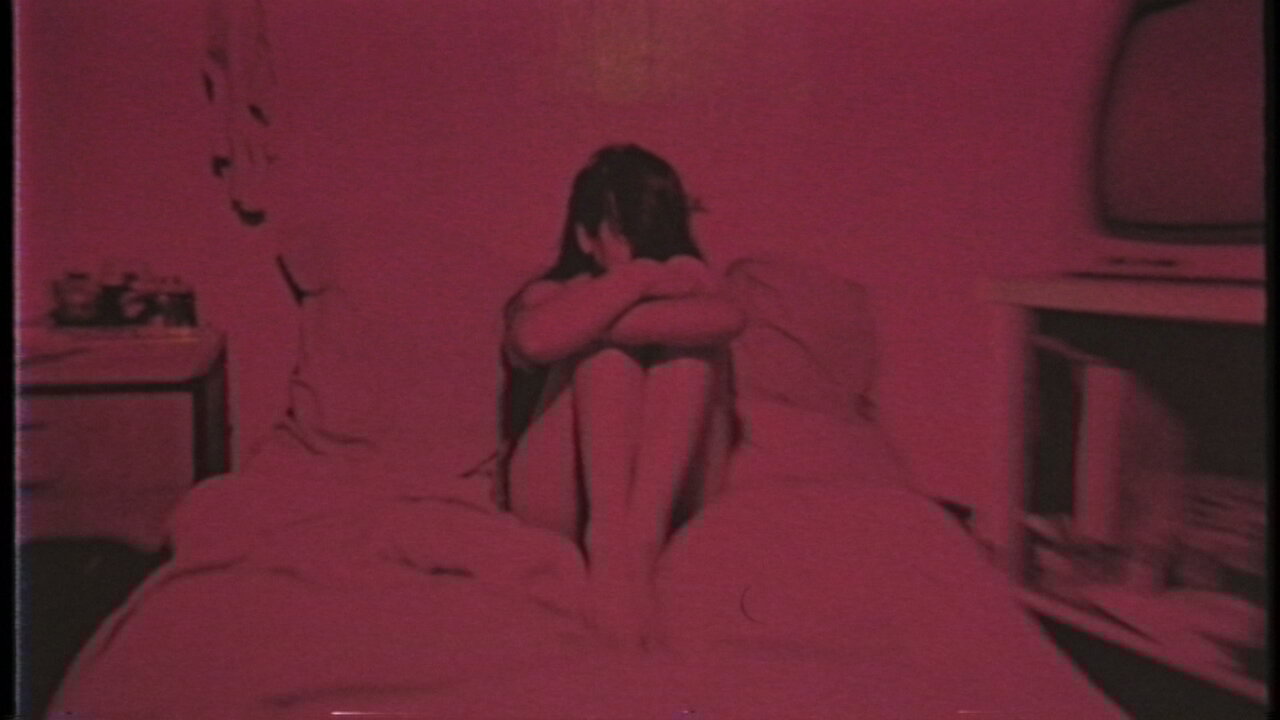 Con uno sguardo (feat. Tony Boy) (Visual Video)