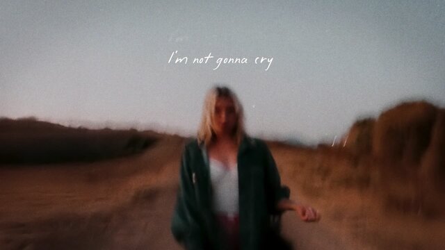 I’m Not Gonna Cry (Official Lyric Video)
