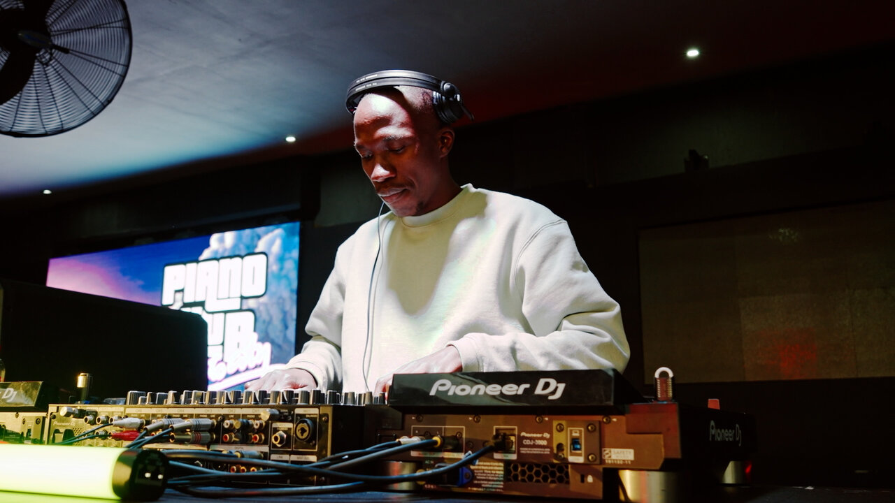 The Vault Live Mix, Recorded at Piano Hub June 2025