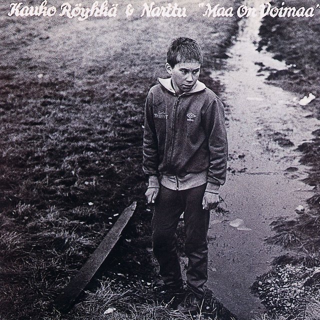 Maa on voimaa - Deluxe Version