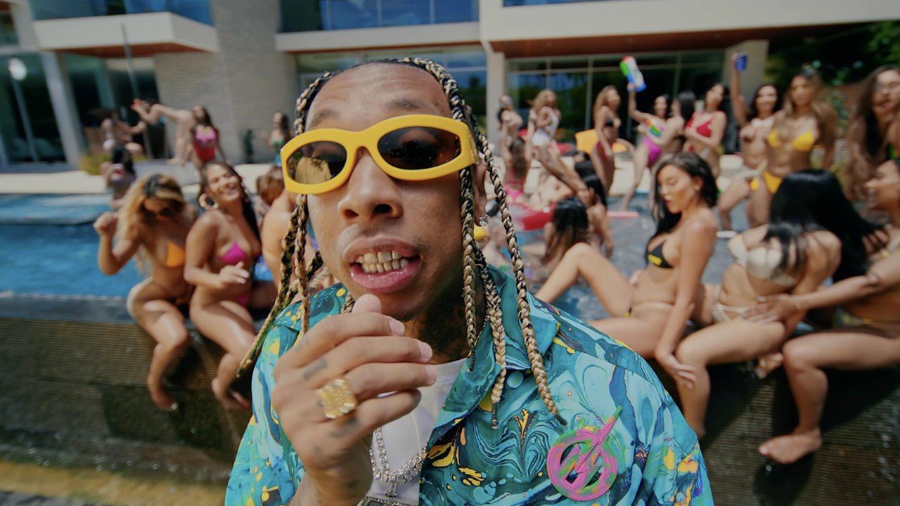 Splash (Official Video)