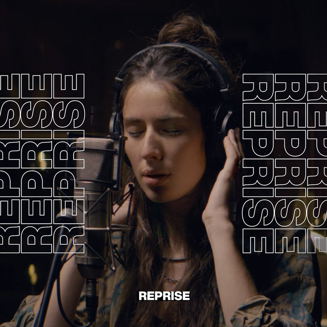 Tuyo (Reprise by La Blogothèque)