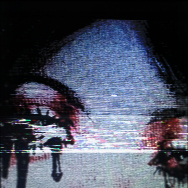 SANGUE NOS OLHOS