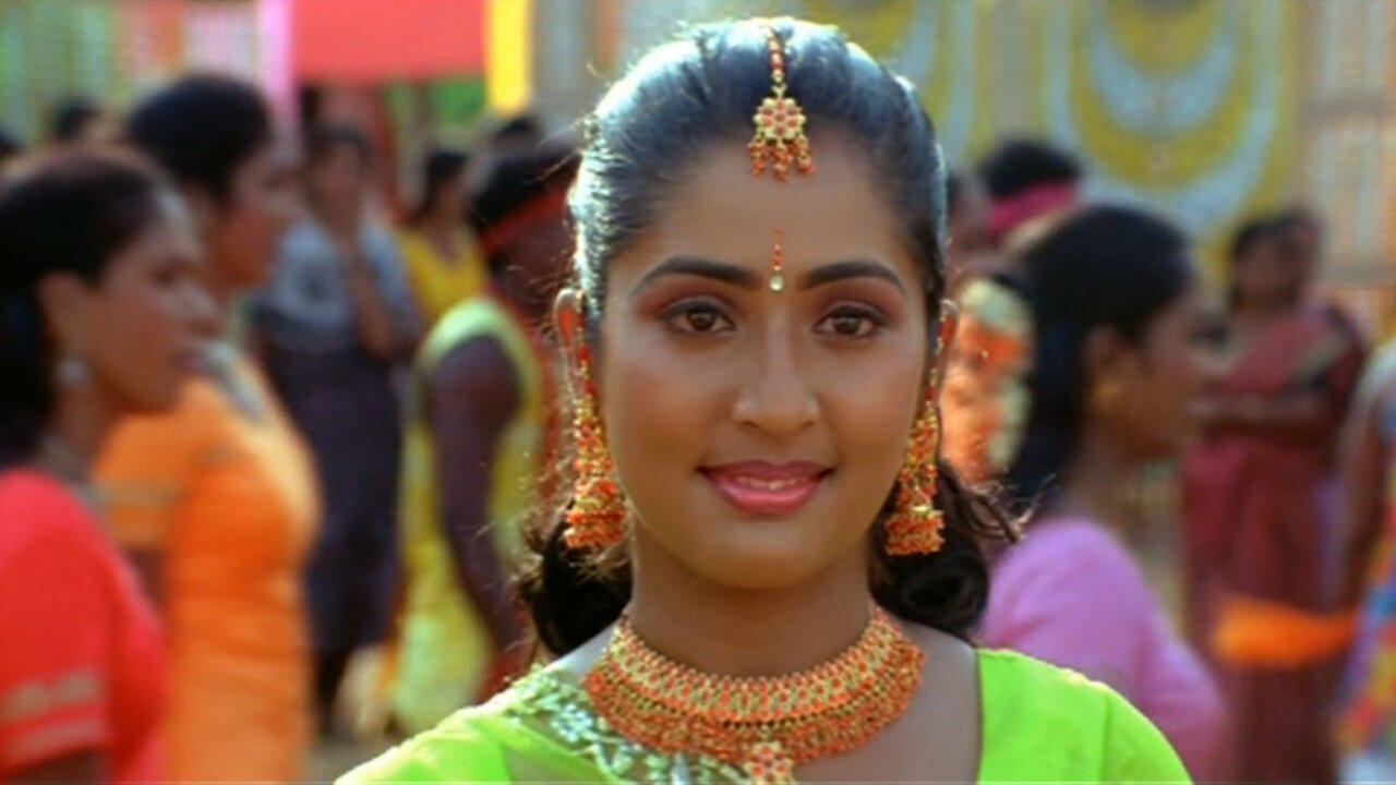 Mele Mukilin (From "Paandippada")
