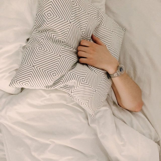 Crative Way to Get Deep Sleep by Soft Humming Noise (Loopable)