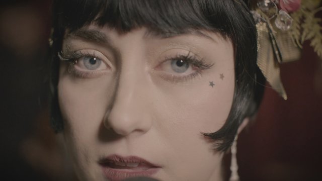 Please Come Home for Christmas (Official Video)