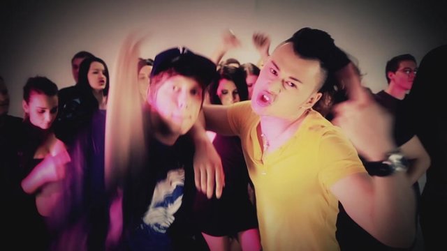 Woki mit deim Popo (Video)