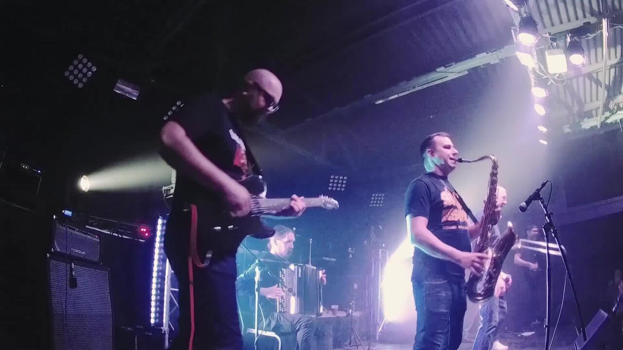 Hools (Live)
