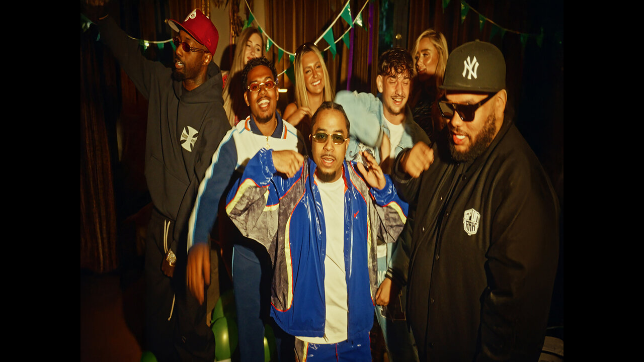Go Shawty (Official Music Video)