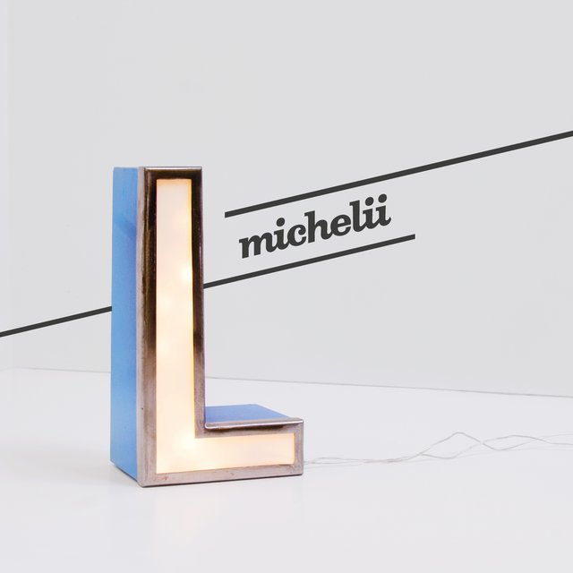 L