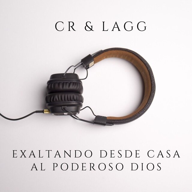 Exaltando desde casa al poderoso Dios
