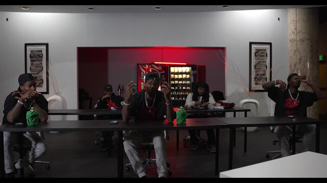 ODDS (feat. KING L.E.O.R)
