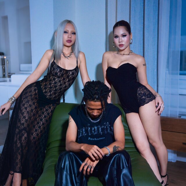 Lên (feat. Larria.)