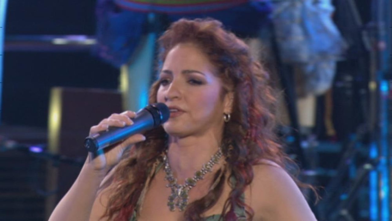 Mi Tierra (from Live and Unwrapped)