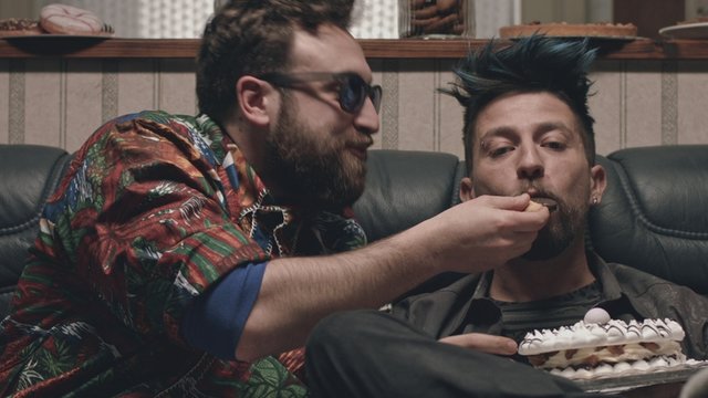 B&W (Contro la crisi) (Videoclip)