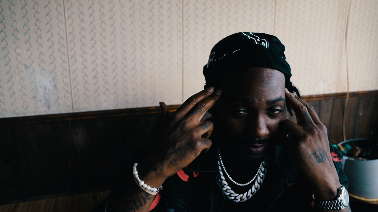 A Hunnid (Official Video)