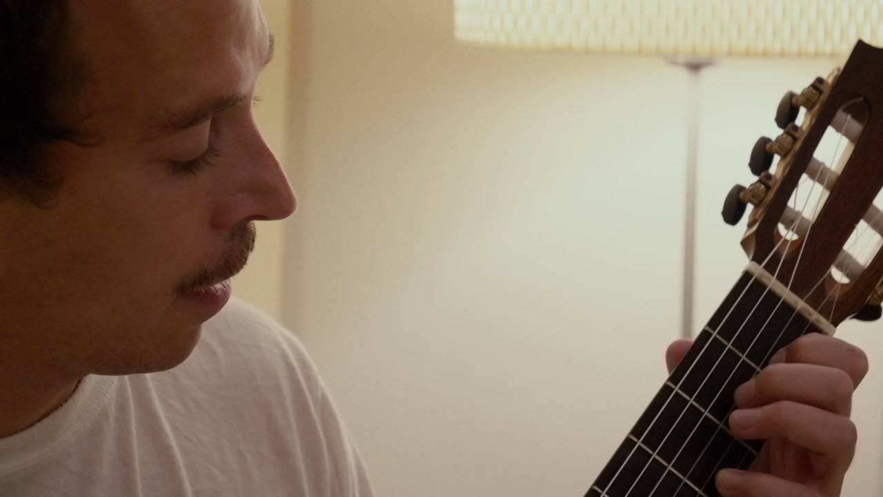 Thibault Cauvin Plays Leo Brouwer (Making of)