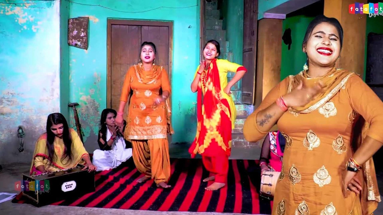 Chain Meri Sone Ki Ghadwade - Hindi Dehati Rasiya Video Song (Hindi)