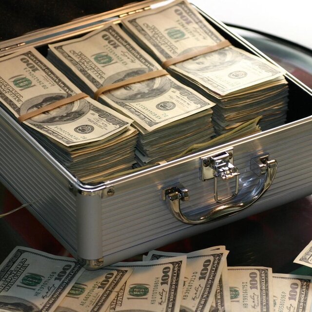 Cleen Money (feat. Fon Check)