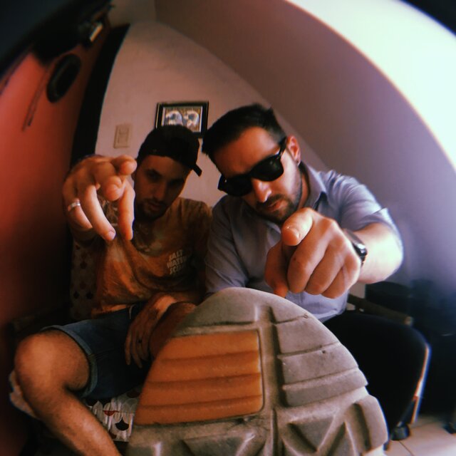 MONOLOCKO & KOA MDG (STUDIO)