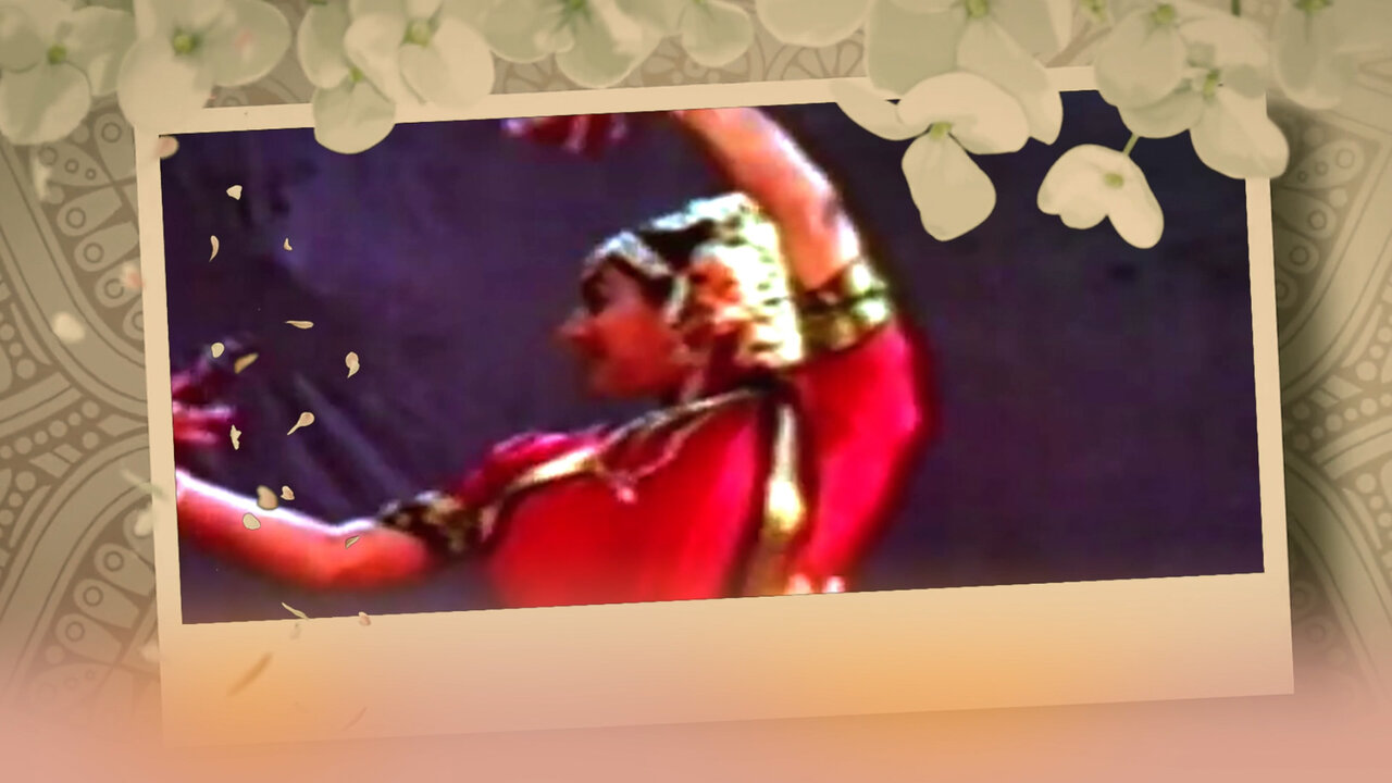 Paadaatha Vrundaavanam (Lyric Video)