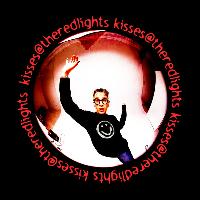 kisses@theredlights