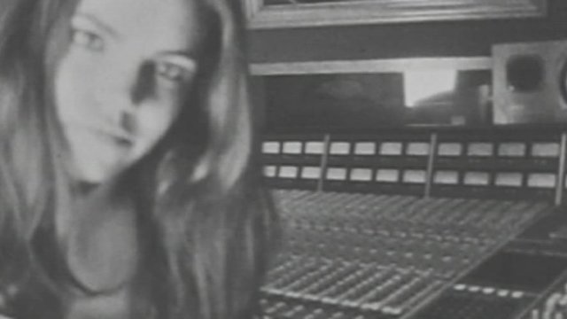 Hasta El Mar (Official Video)