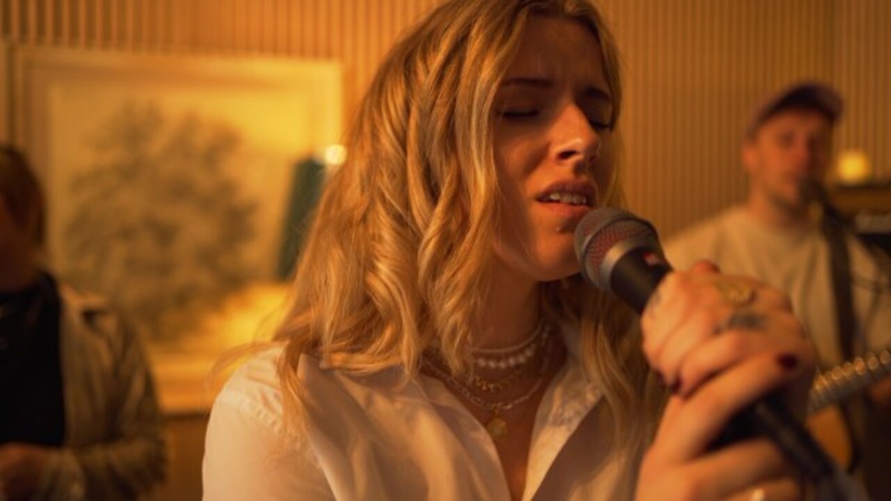 Sunsets (Live Session)