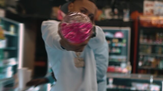 Valentines Day (feat. FlyFinesse)