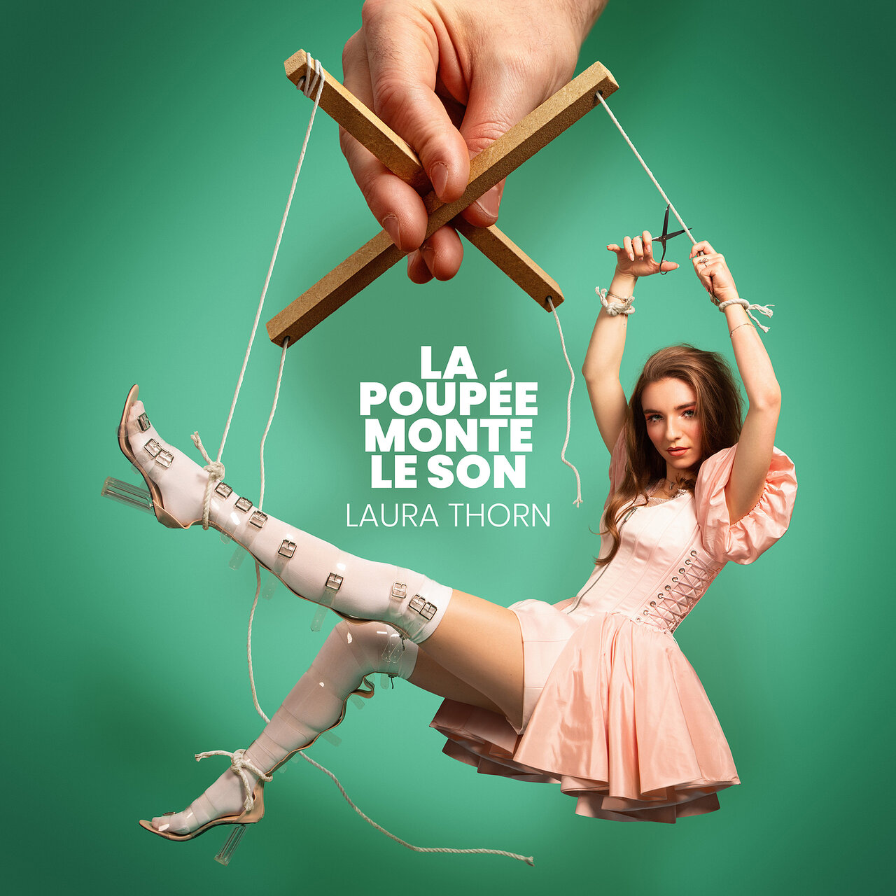 Laura Thorn — La poupée monte le son cover artwork
